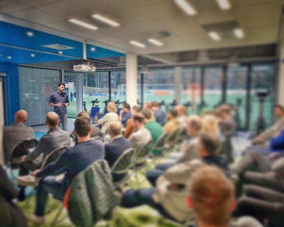 presentatie event kruisband knvb