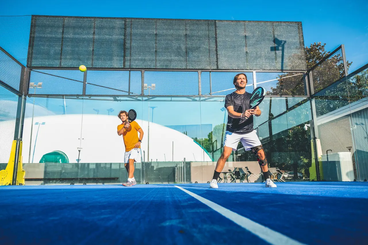 padel kniebrace padel kniebrace